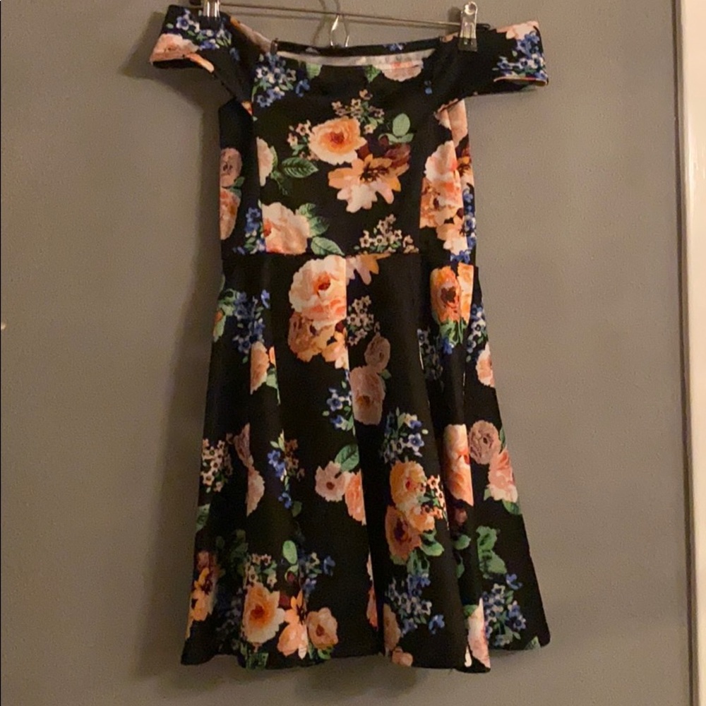 Off shoulder, full skirt dress